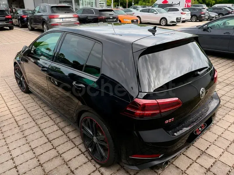 Usado VW Golf VII GTI 245 CV (180 kW) 2019 Negro Berlina