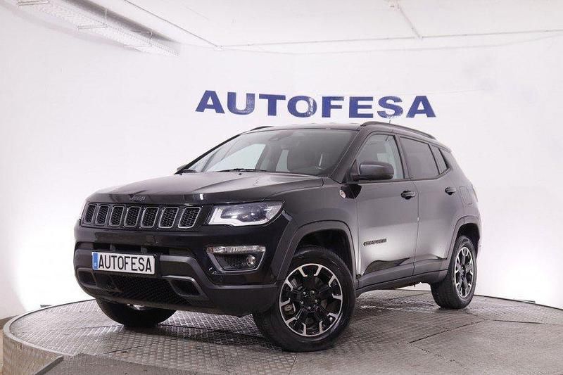 Usado Jeep Compass Trailhawk 240 CV (176 kW) 2020 Negra SUV