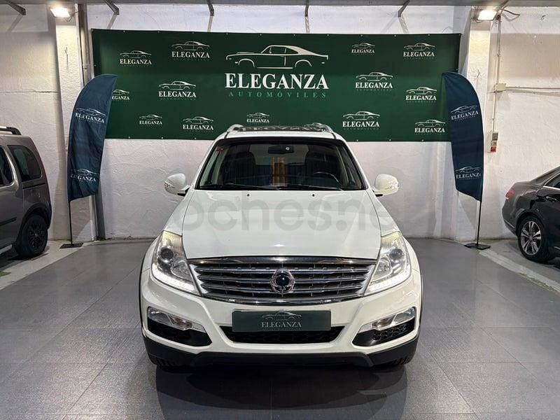 Usado SsangYong Rexton Limited 178 CV (130 kW) 2017 Blanco SUV