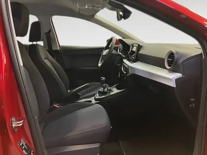 Usado Seat Ibiza Style 80 CV (58 kW) 2026 Rojo Utilitario