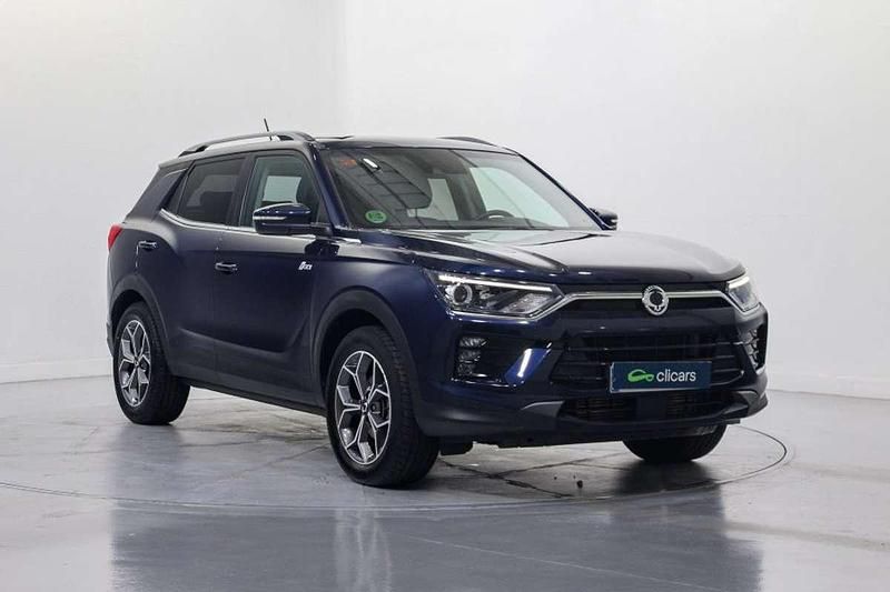 Usado Ssangyong (KGM) Korando 163 CV (119 kW) 2020 Negro SUV