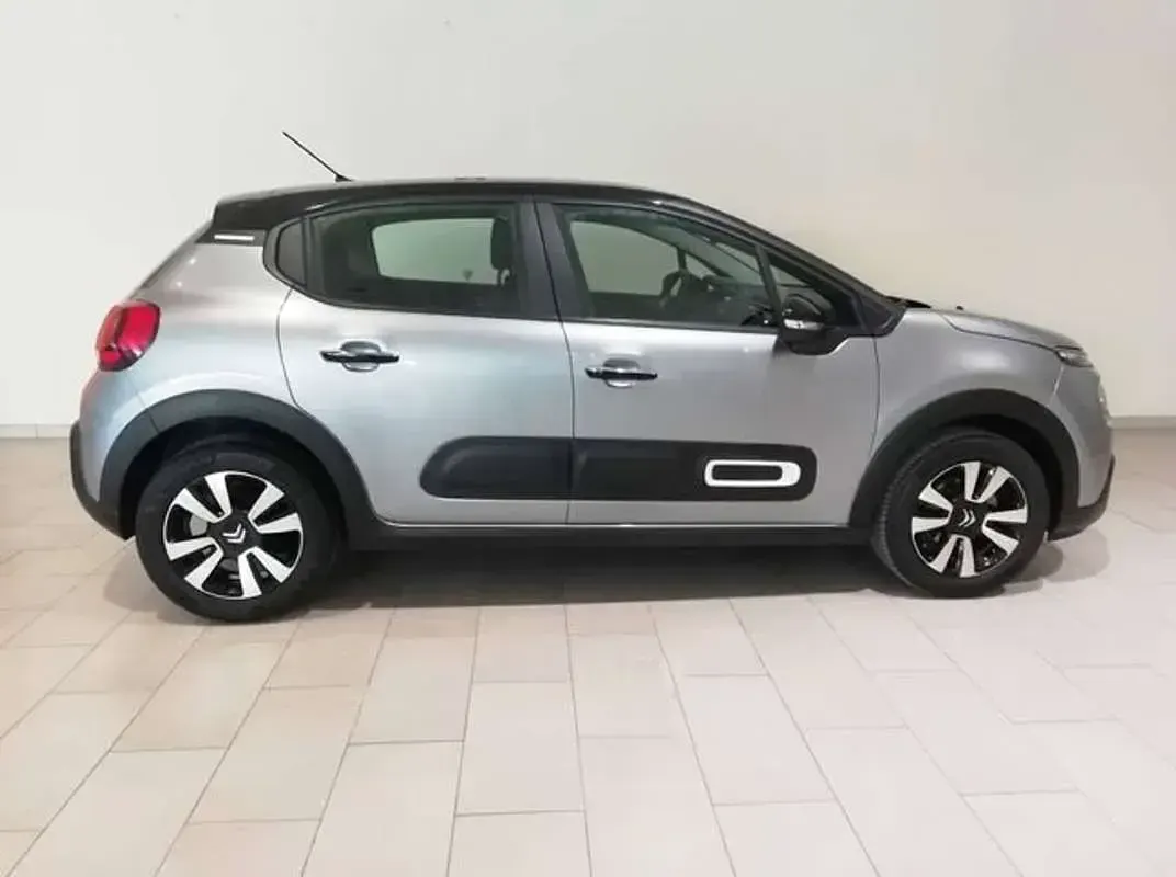 Usado Citroën C3 PureTech 83 CV (61 kW) 2022 Gris Utilitario