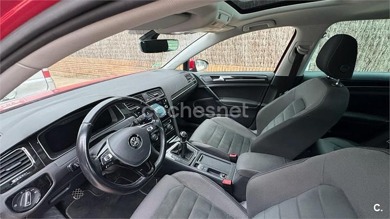 Usado VW Golf VII Sport 150 CV (110 kW) 2018 Rojo Berlina