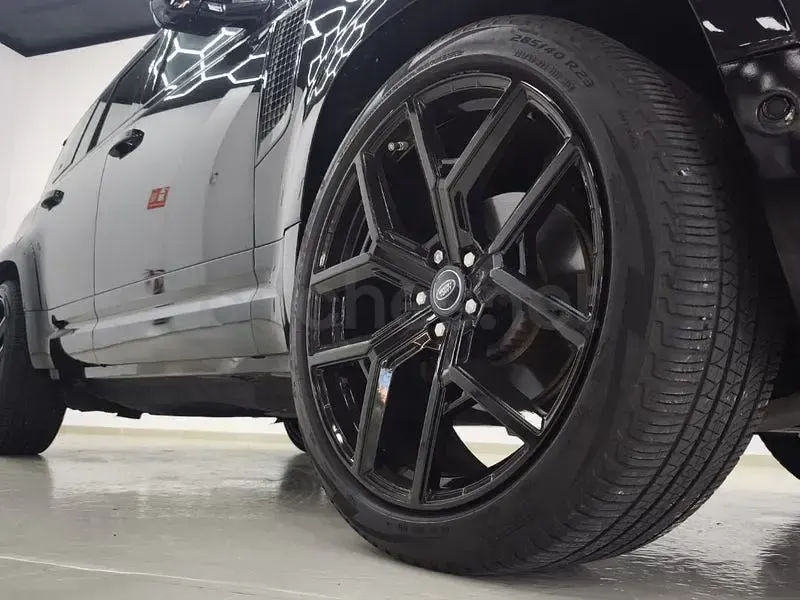 Usado Land Rover Defender First Edition 240 CV (176 kW) 2022 Negro SUV