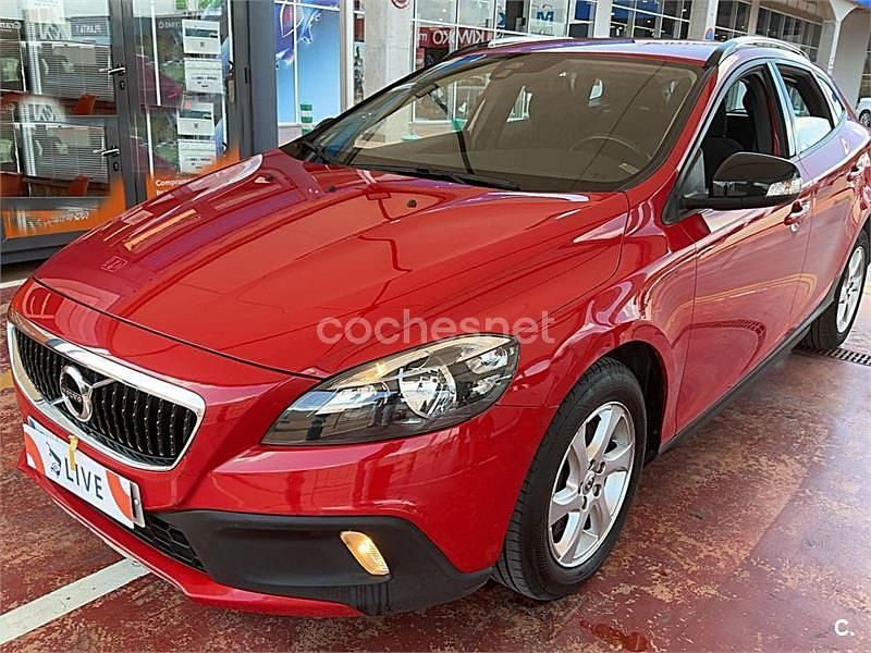 Rojo Usado 2017 Volvo V40 CC Familiar | 10.500 € (Caro) - Imagen 1/4