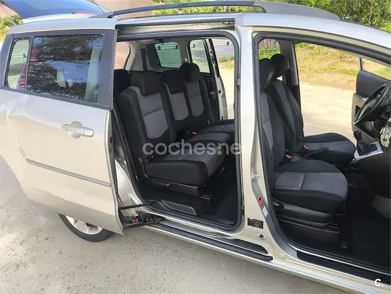 Usado Mazda 5 Active 143 CV (105 kW) 2006 Gris / plata Monovolumen