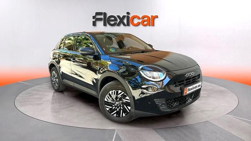 Usado Fiat 600 101 CV (74 kW) 2024 Negro SUV