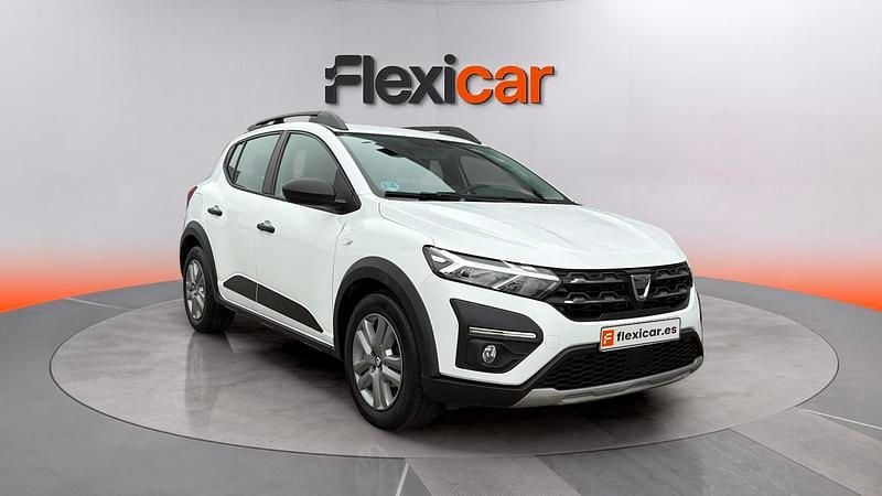 Begagnad Dacia Sandero Essentiel 91 HK (66 kW) 2021 Halvkombi