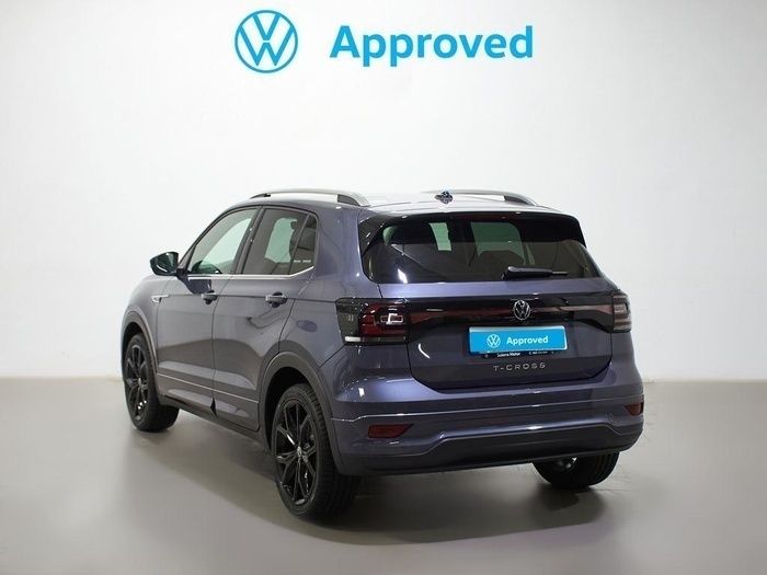 Gris Usado 2023 VW T-Cross Sportline SUV | 24.100 € (Un poco caro) - Imagen 1/4