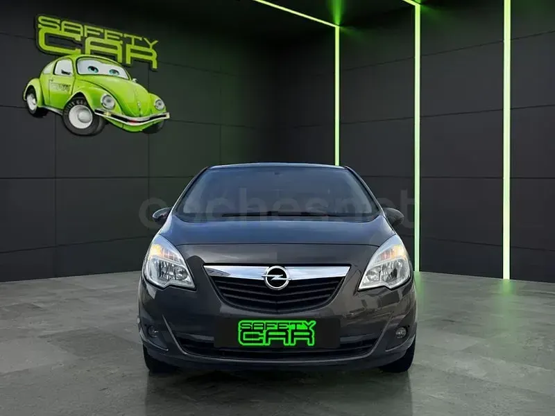 Usado Opel Meriva Selective 120 CV (88 kW) 2013 Gris / plata Monovolumen