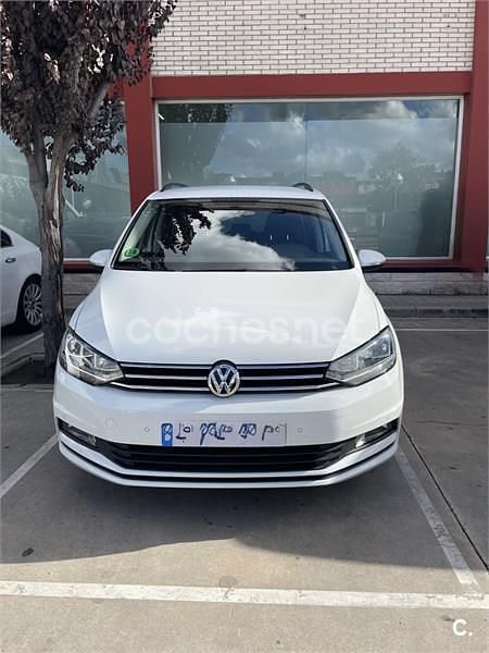 Usado VW Touran Advance 110 CV (80 kW) 2016 Blanco Monovolumen