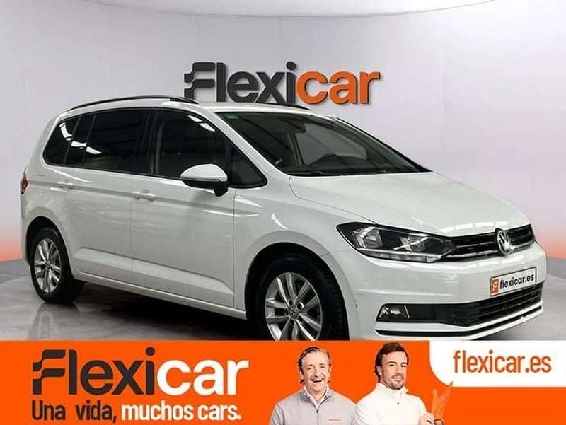 Usado VW Touran Edition 116 CV (85 kW) 2018 Blanco Monovolumen