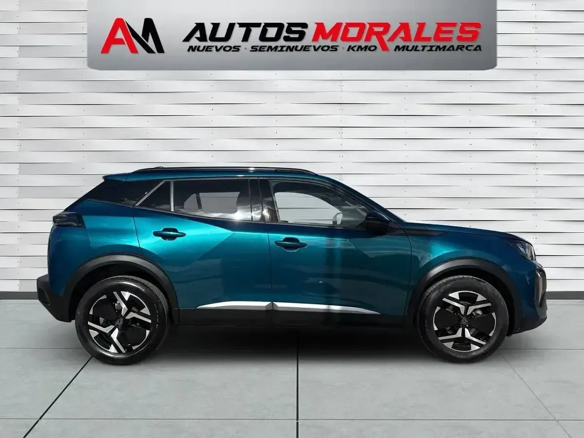 Usado Peugeot 2008 Allure 102 CV (75 kW) 2025 Azul SUV