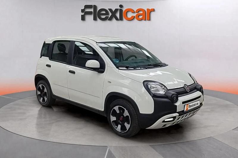 Blanco Usado 2023 Fiat Panda Cross Cross Utilitario | 11.990 € (Un poco caro) - Imagen 1/4