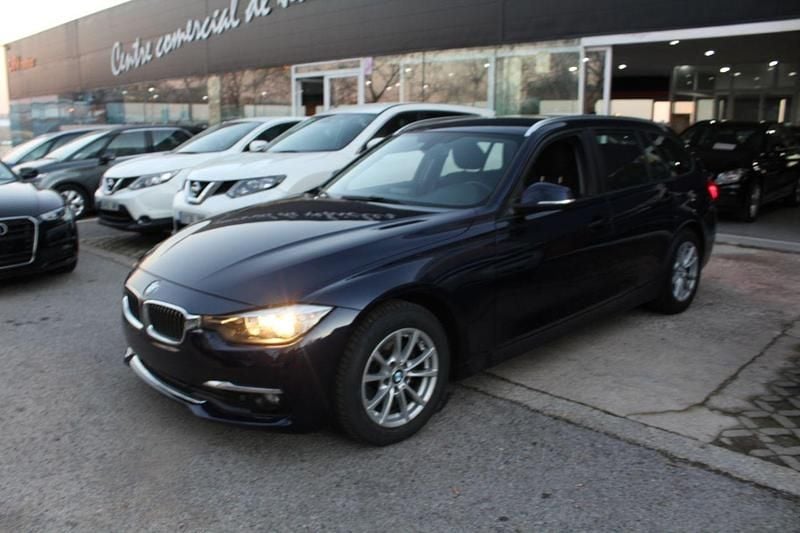 Azul Usado 2015 BMW 318 Advantage Familiar | 11.650 € (Precio justo) - Imagen 1/4