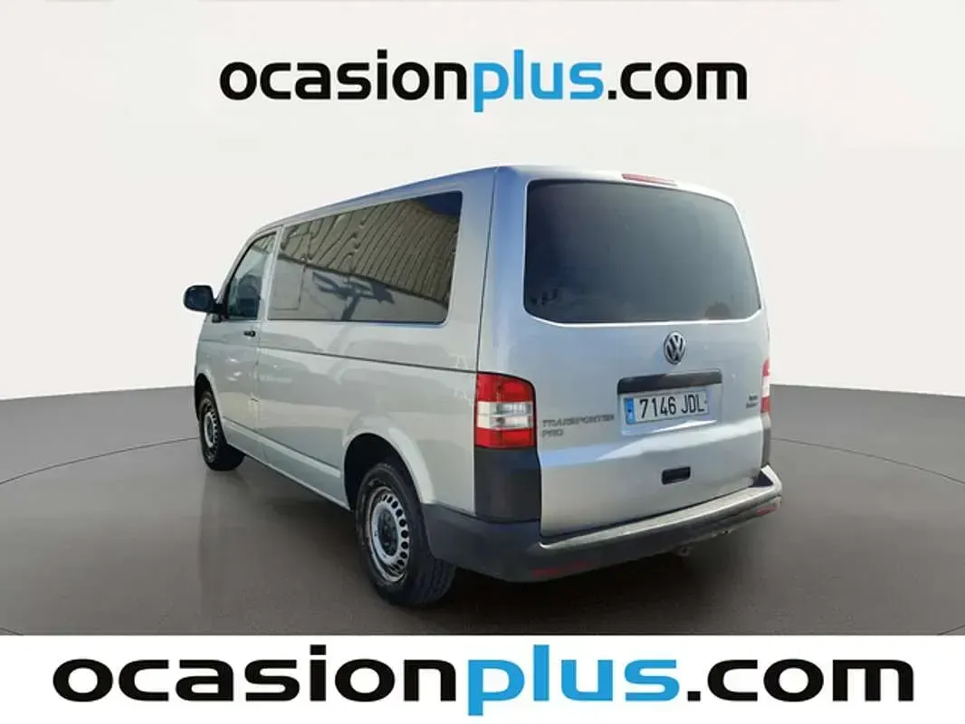 Usado VW Transporter Pro 114 CV (83 kW) 2015 Plateado Van