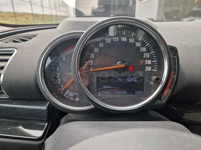 Usado Mini Cooper S Clubman 192 CV (141 kW) 2019 Verde Familiar