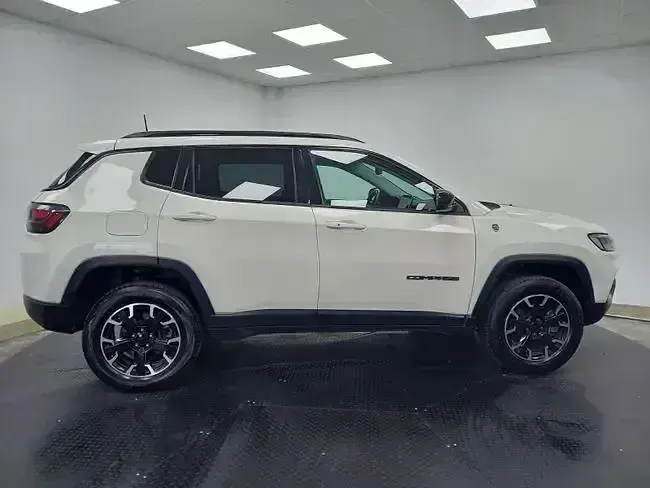 Usado Jeep Compass Trailhawk 241 CV (177 kW) 2022 Blanco SUV