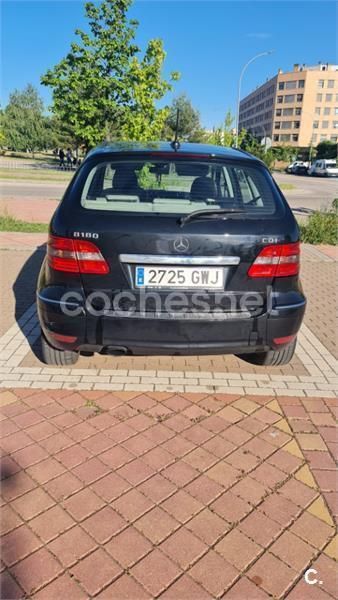 Negro Usado 2010 Mercedes B180 Sport Edition Monovolumen | 7700 € (Precio justo) - Imagen 1/4