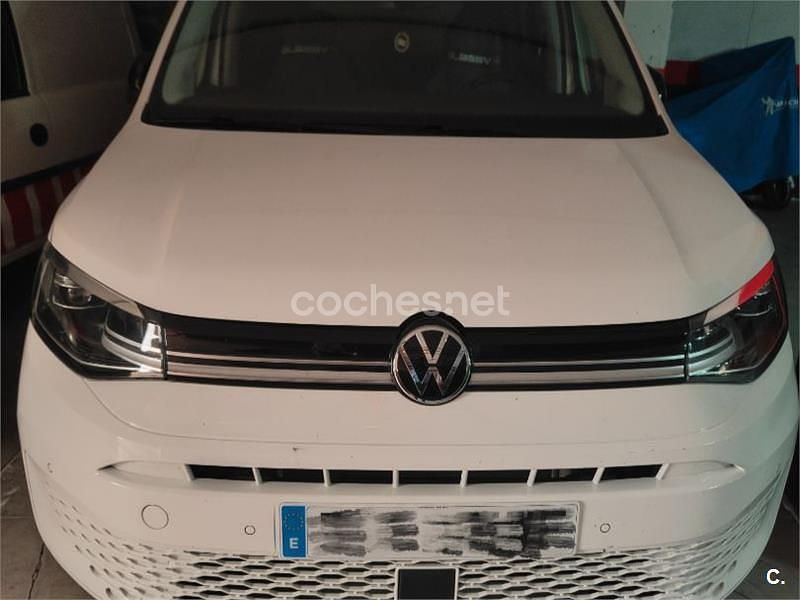 Usado VW Caddy 114 CV (83 kW) 2024 Blanco Monovolumen