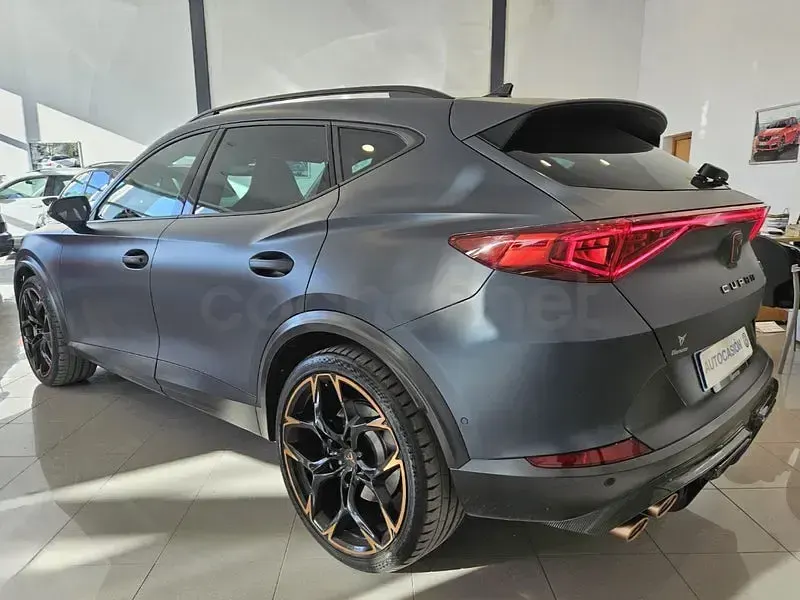 Usado Cupra Formentor VZ 390 CV (286 kW) 2022 Gris / plata SUV