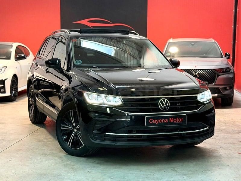 Usado VW Tiguan Life 150 CV (110 kW) 2021 Negro SUV