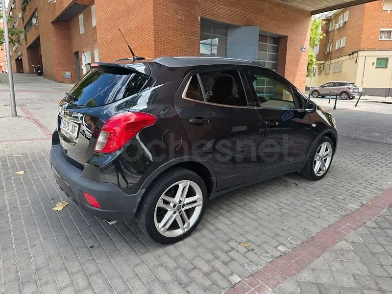 Usado Opel Mokka Excellence 136 CV (100 kW) 2015 Negro SUV