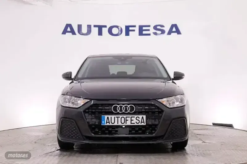 Usado Audi A1 95 CV (69 kW) 2022 Gris SUV