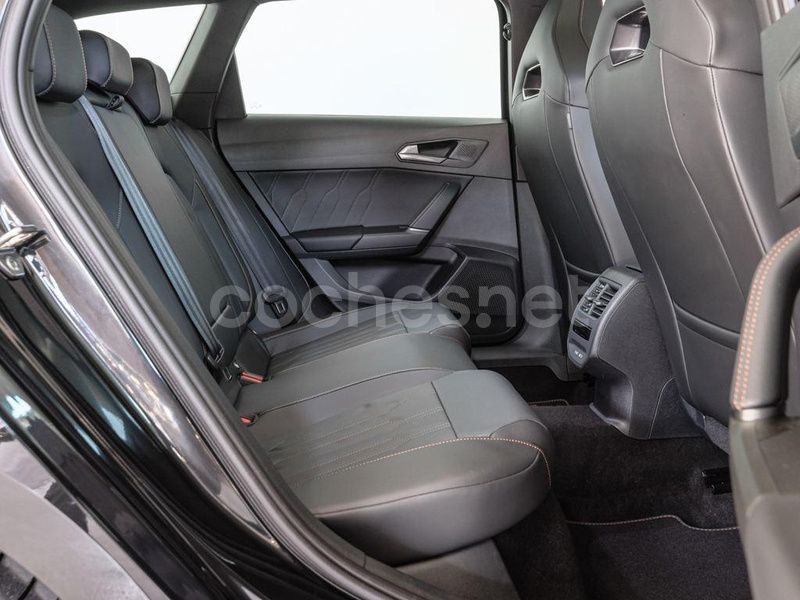 Negro Usado 2024 Cupra Leon VZ Familiar | 44.400 € - Imagen 1/3