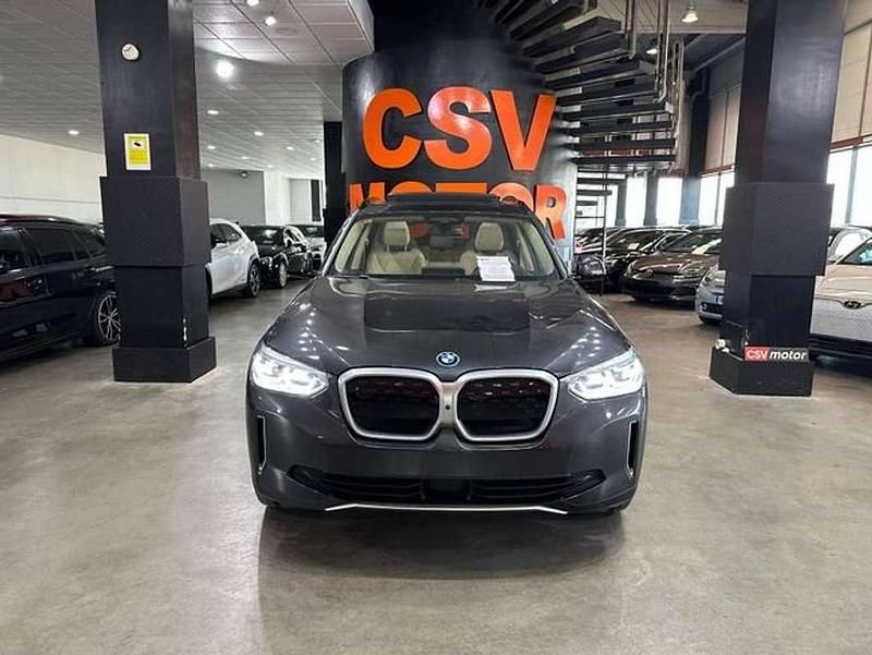 Usado BMW iX Impressive 211 kW (288 CV) 2021 Gris SUV