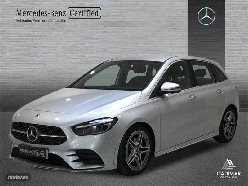 Plateado Usado 2023 Mercedes B180 Monovolumen | 33.900 € (Un poco caro) - Imagen 1/4