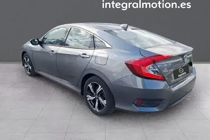 Usado Honda Civic Executive 182 CV (133 kW) 2017 Berlina