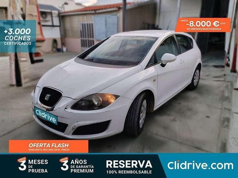 Blanco Usado 2010 Seat Leon Reference Utilitario | 4890 € (Precio justo) - Imagen 1/3