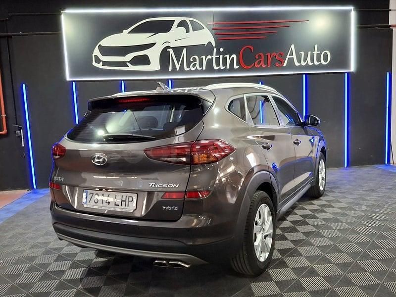 Usado Hyundai Tucson 116 CV (85 kW) 2020 Gris / plata SUV
