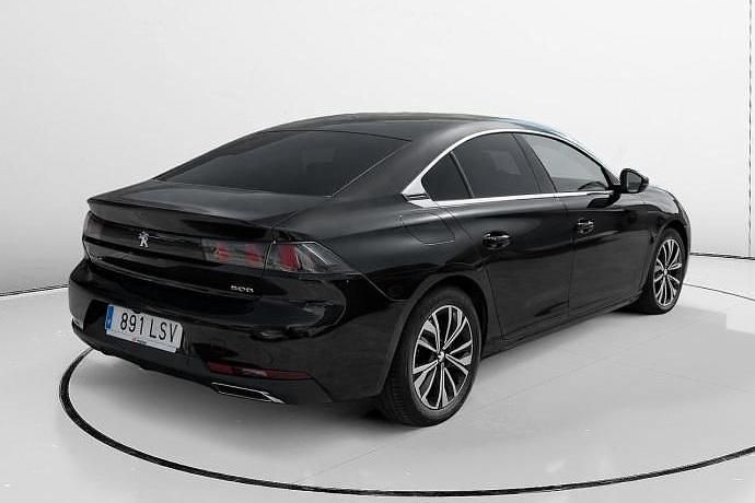 Usado Peugeot 508 Allure 131 CV (96 kW) 2021