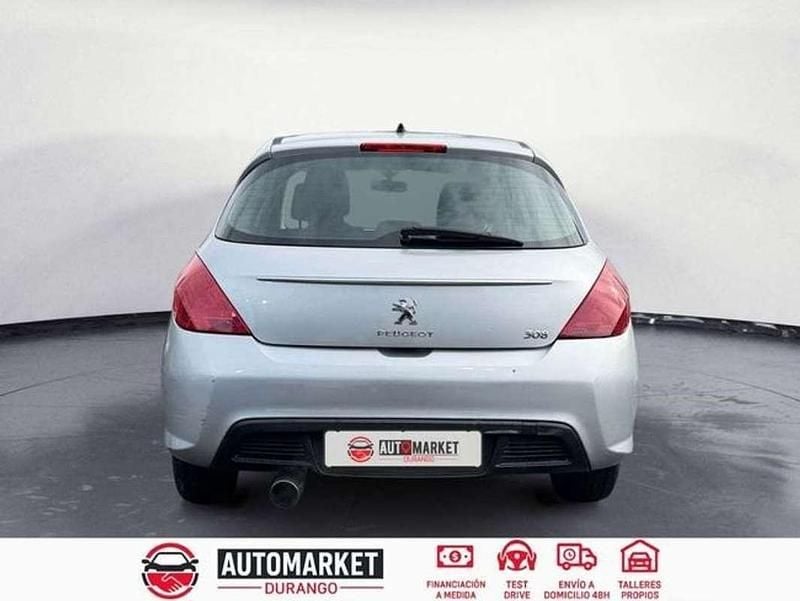 Usado Peugeot 308 Allure 120 CV (88 kW) 2011 Gris Utilitario