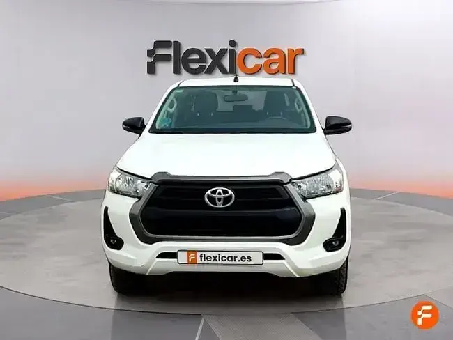 Usado Toyota HiLux 150 CV (110 kW) 2021 Blanco Pickup/Camioneta