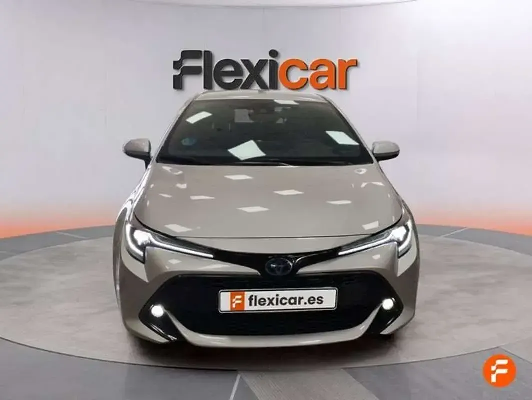 Usado Toyota Corolla 180 CV (132 kW) 2020 Gris Berlina