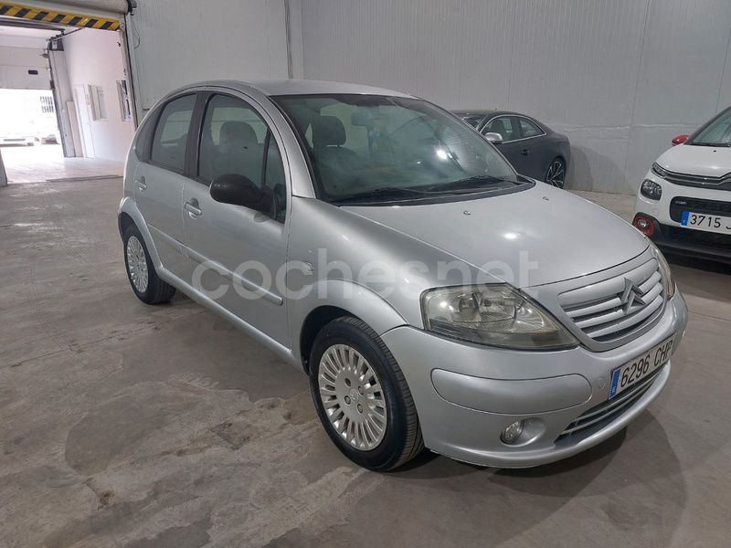 Gris / plata Usado 2004 Citroën C3 Exclusive Utilitario | 2500 € (Precio justo) - Imagen 1/4