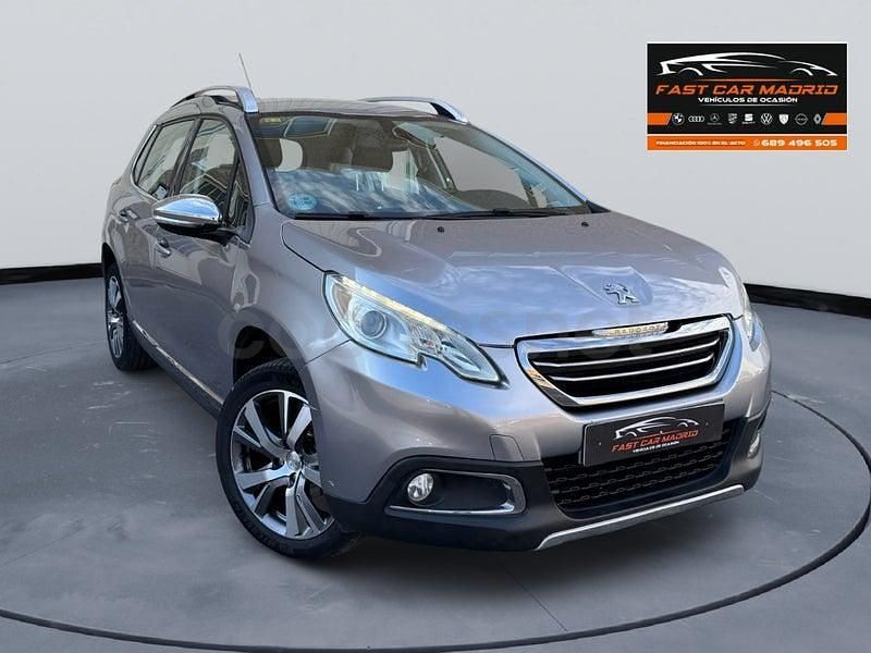 Usado Peugeot 2008 Style 100 CV (73 kW) 2016 Gris / plata SUV