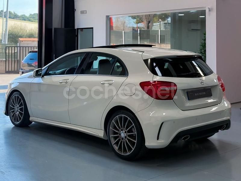 Usado Mercedes A180 AMG 122 CV (89 kW) 2013 Blanco Berlina