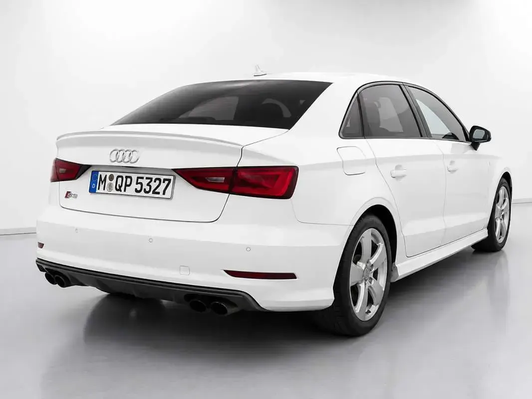 Usado Audi S3 Sportback 300 CV (220 kW) 2014 Blanco Utilitario