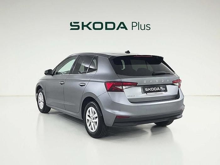 Usado Skoda Fabia Selection 115 CV (84 kW) 2024 Gris Utilitario