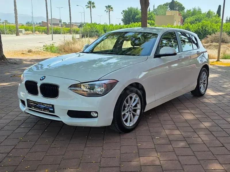 Usado BMW 116 116 CV (85 kW) 2013 Blanco Utilitario