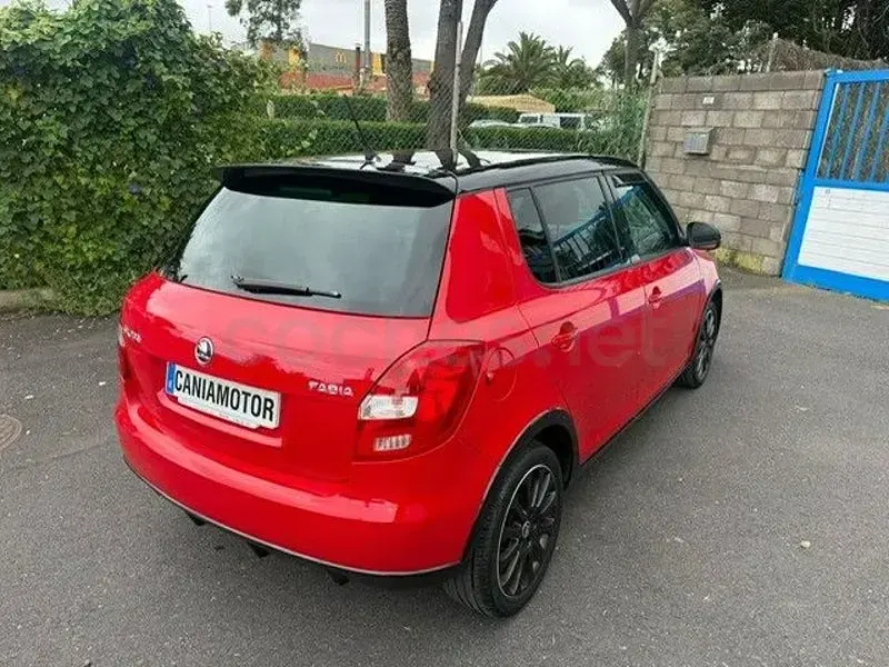 Usado Skoda Fabia Monte Carlo 105 CV (77 kW) 2014 Rojo Berlina