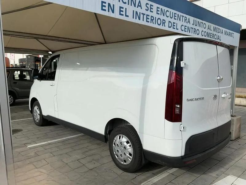 Usado Maxus V70 150 CV (110 kW) 2025 Blanco Van