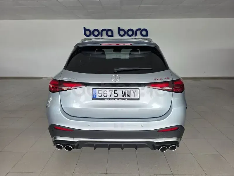 Usado Mercedes GLC43 AMG 421 CV (309 kW) 2025 Gris / plata SUV