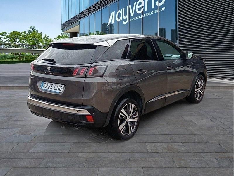 Usado Peugeot 3008 Allure 131 CV (96 kW) 2021 Gris Recogida