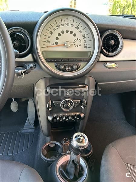 Usado Mini One D 90 CV (66 kW) 2012 Rojo Utilitario