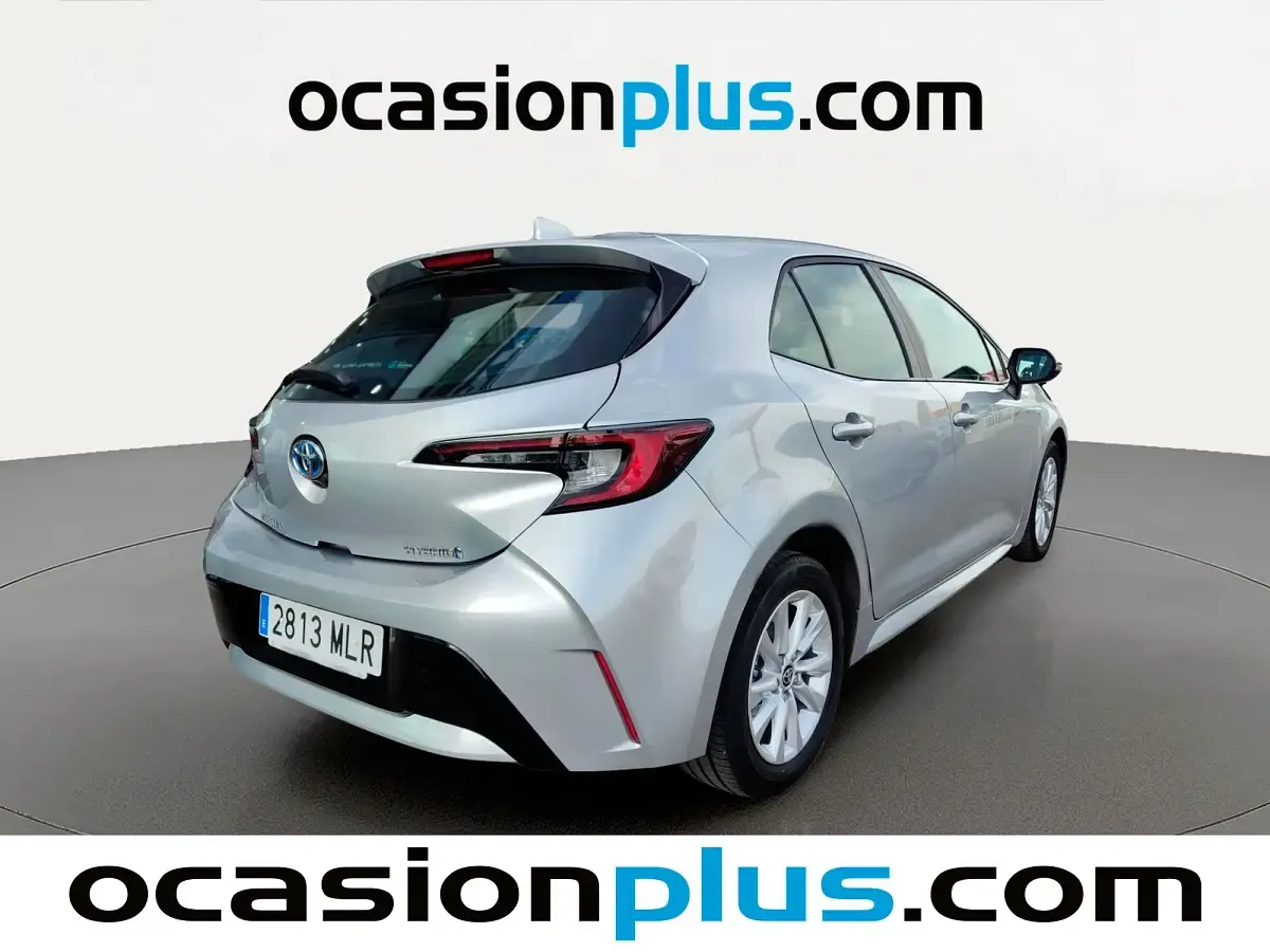 Usado Toyota Corolla Active 140 CV (102 kW) 2023 Gris plata Utilitario